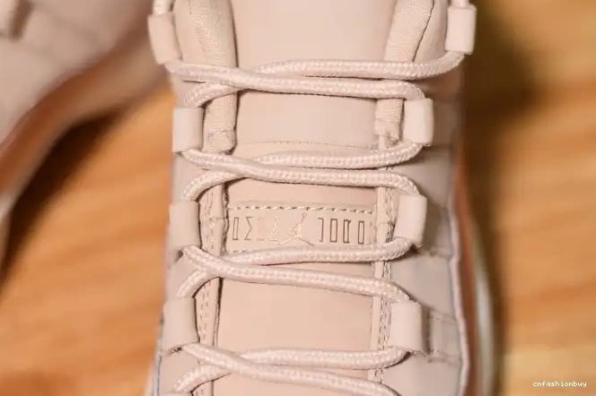 Jordan Gold Rose GS Low 11 AH7860-105 Air 0624
